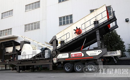 車載流動錘式破碎機多少錢？產量多高？